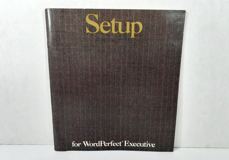 1987 WordPerfect Executive Manuals 3.5" Floppy Disks w Labels Original Vintage gallery