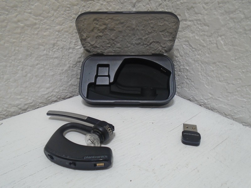 Pre-Owned Plantronics Office Headset with Charging Case 