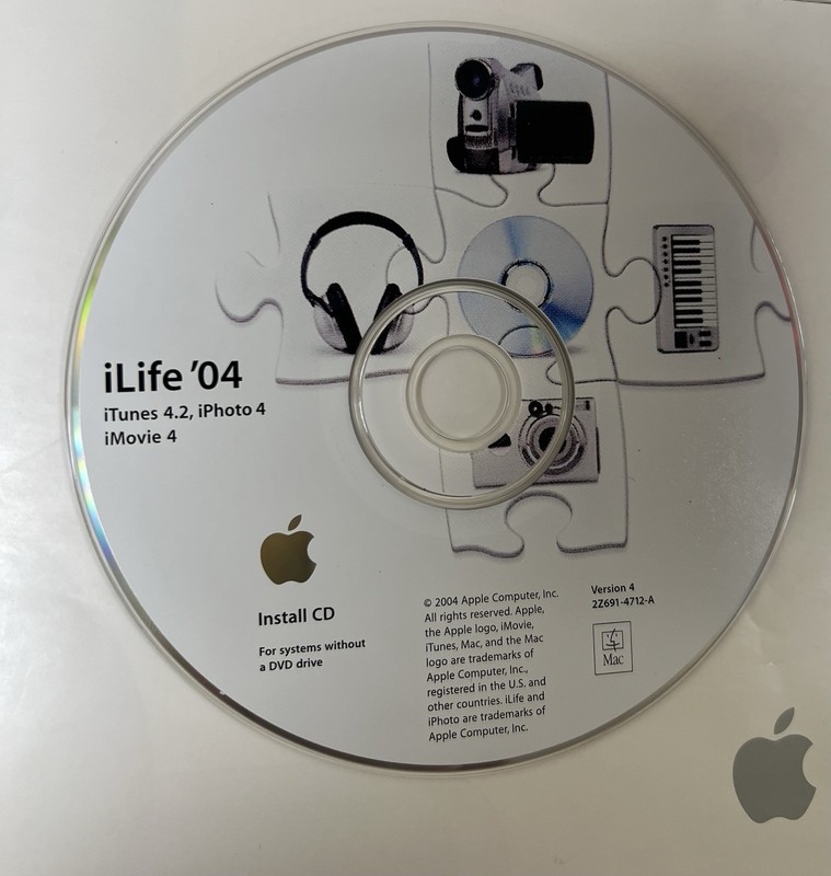 Apple iLife '04 2Z691-4714-A DVD iMovie 4, iPhoto 4, iDVD 4, iTunes 4.2, & GB