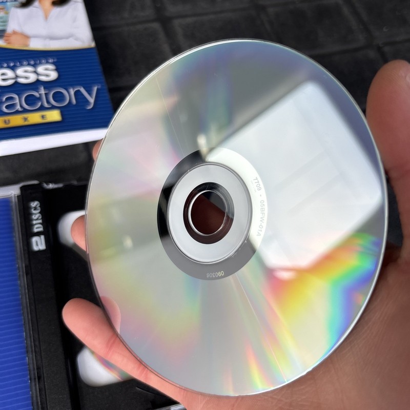Business Card Factory Deluxe 3.0 w Manual and Both CD-ROMs Very Good Shape! 1999 gallery
