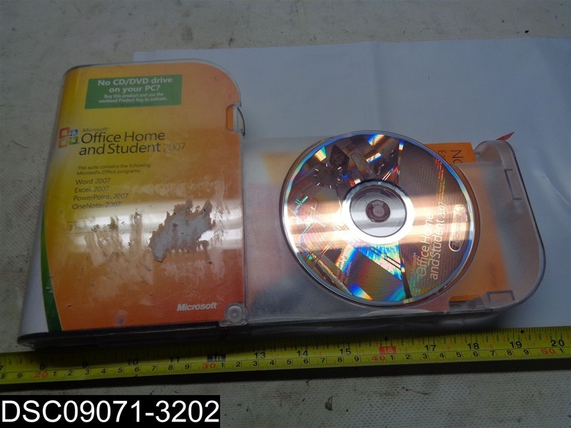 Used: Microsoft Office Home & Student 2007 882224165242 79G-00007