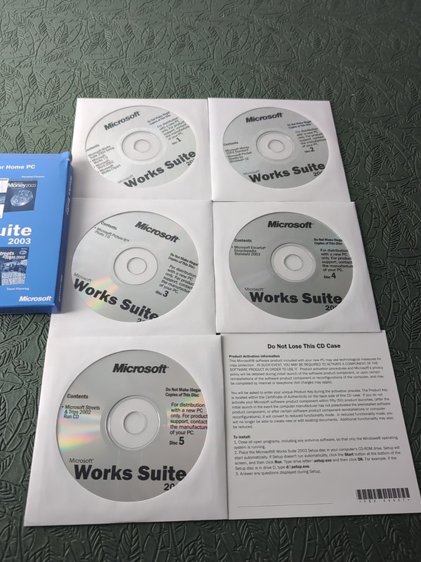 Microsoft Works Suite 2003 With Product Key Open Box gallery