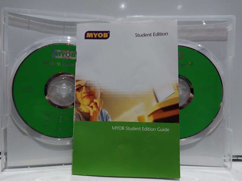 MYOB v3.0 Software CD-Rom For Windows & Mac OS Student Edition gallery
