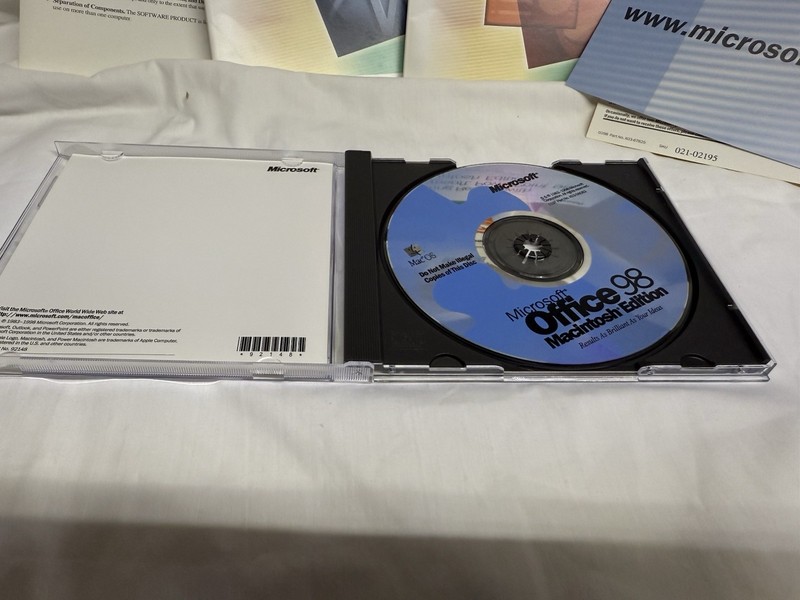 Microsoft Office 98 Macintosh Edition Complete W/Booklets - Untested - Big Box gallery