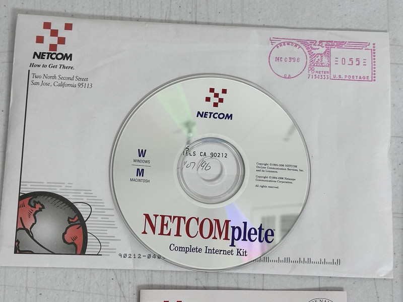 Vtg 1996 NETCOMplete Internet Kit CD-ROM Windows Mac w/Original Mailer NOS ISP gallery