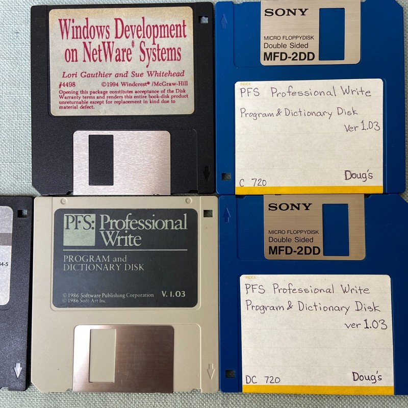 Software Lot 3.5” RadioReveal Netware PFS Write Metz File F/X Display Write API gallery