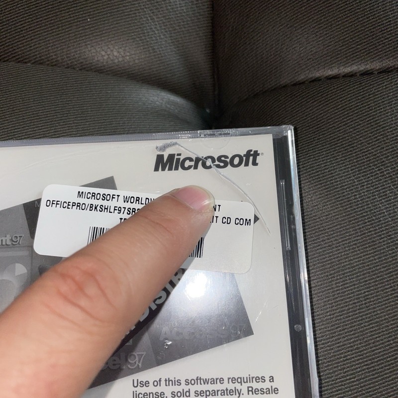 Microsoft Office 97 Standard Edition (sealed jewel case) gallery