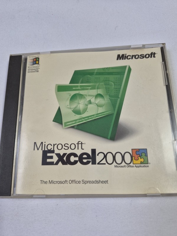 Microsoft Excel 2000, spreadsheet application from the Microsoft Office