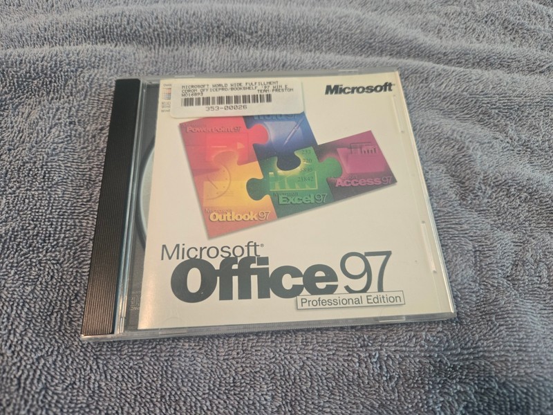 MICROSOFT OFFICE 97 Professional Edition (CD, 1997) with CD Key Code