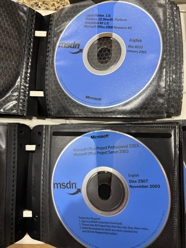 MSDN Subscription Software Library early 2000 software gallery
