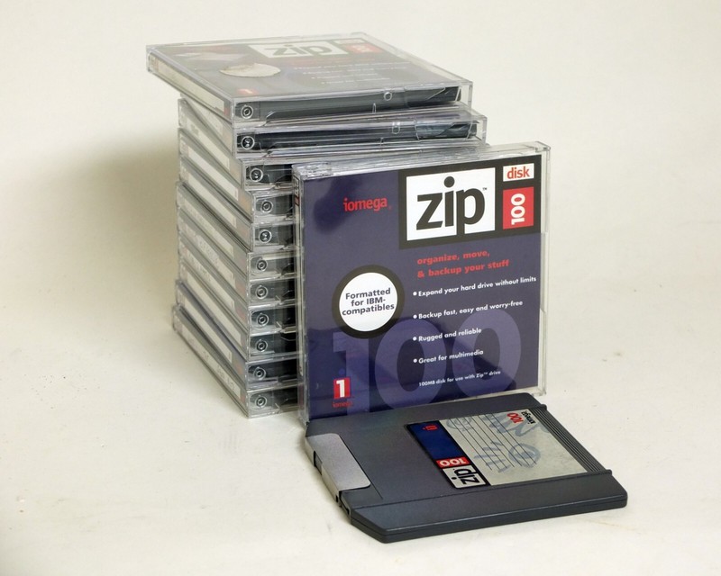Iomega Zip 100 IBM DOS Formatted 100MB Disk set of 12x Used