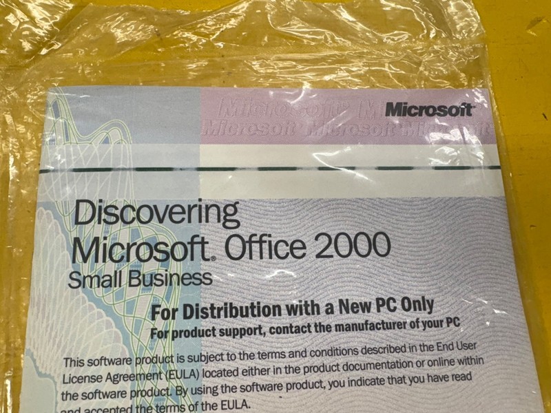 Microsoft Office 2000 Small Business Sealed new gallery