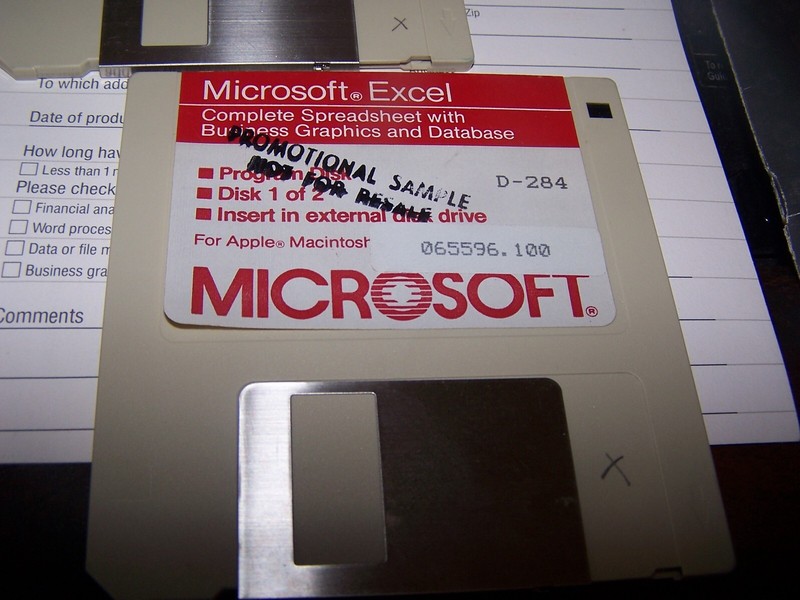 Microsoft Excel Dealer Copy for Macintosh 512K or later gallery