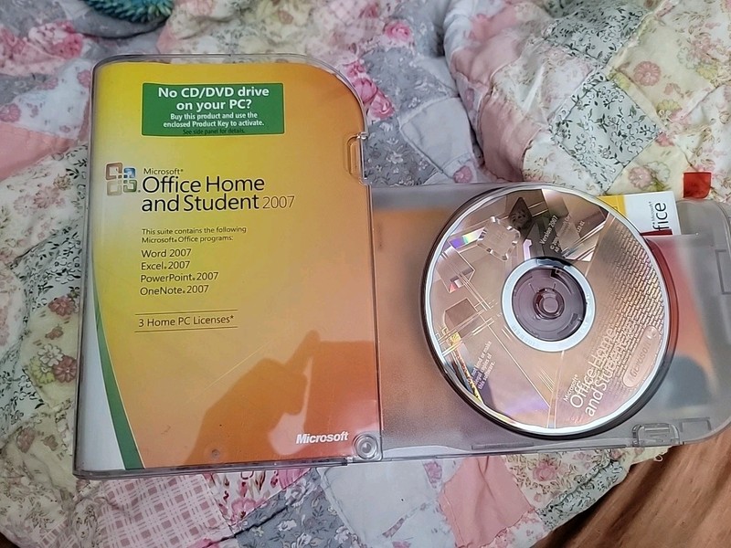 Microsoft Office Home and Student 2007 Software Disc with Activation Key Tested