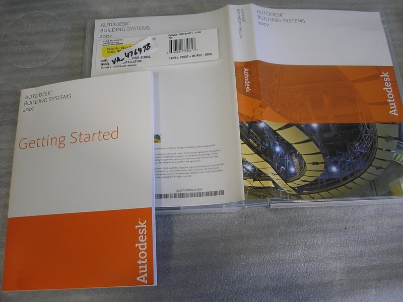 AutoDesk Building Systems 2007 Software 5 Disc s w / Manual / Serial Number