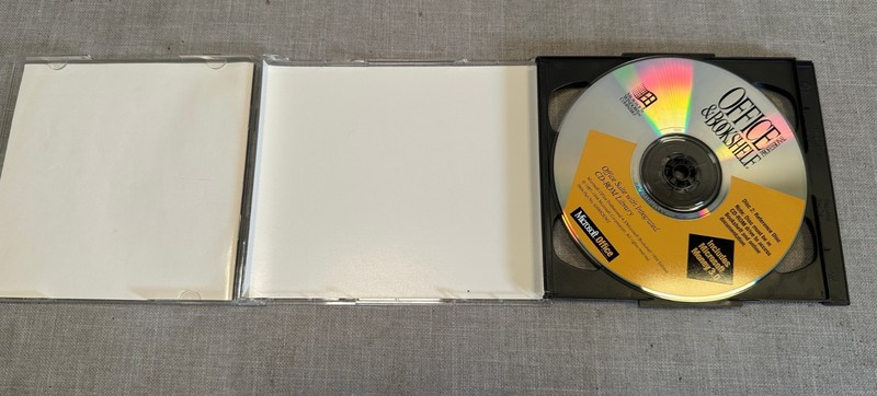 MICROSOFT OFFICE Professional & Bookshelf w/ Money 3.0 for Windows 95 NT OEM gallery