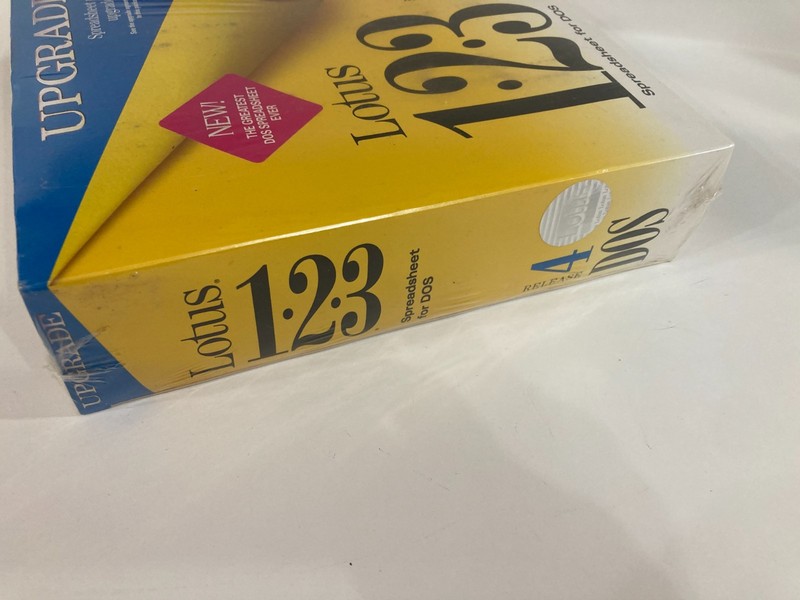 Lotus 123 Spreadsheet for DOS Release 4 (3.5 Inch discs) Brand New & Sealed gallery