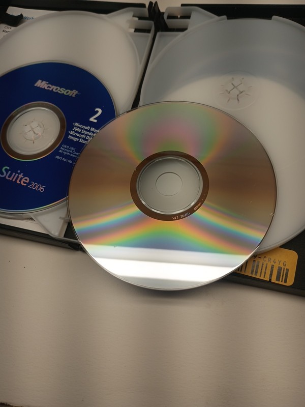 Microsoft Works Suite 2006 _ Six Great Titles _ One Affordable Package! VTG! gallery