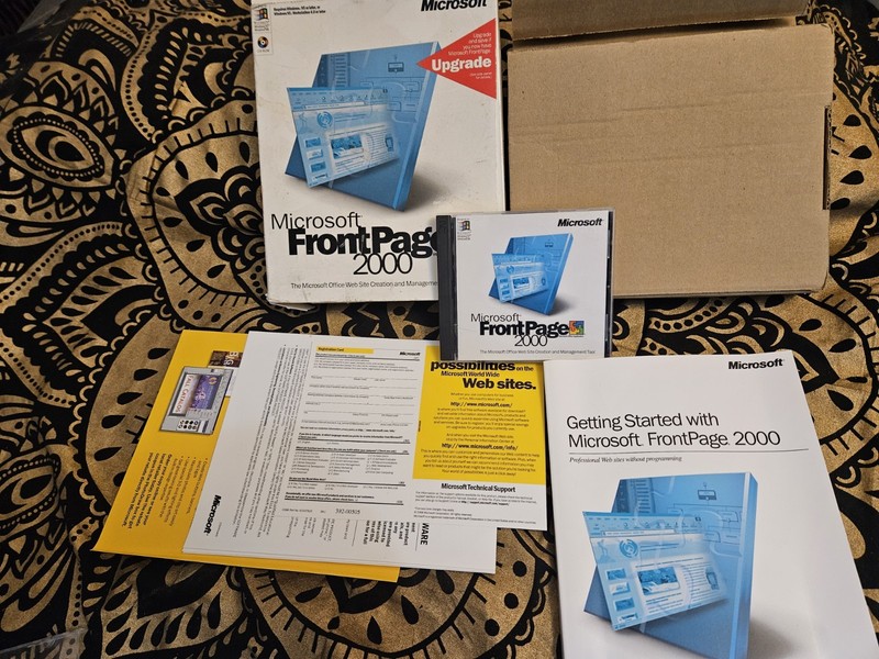 Microsoft FrontPage 2000 – Full Retail Version – NEW Web Design Software