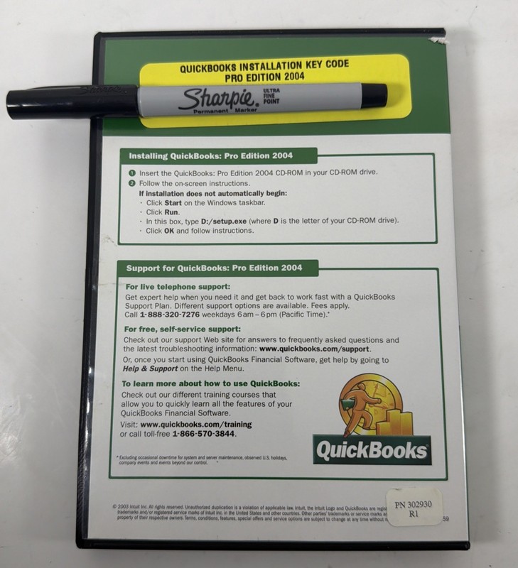Intuit QuickBooks Pro 2004 with License for Windows 98/ME/2000/XP gallery