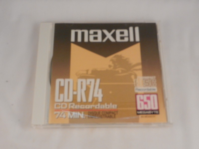MAXELL CD – R74 “NEW” RECORDABLE SOFTWARE 74 MIN.