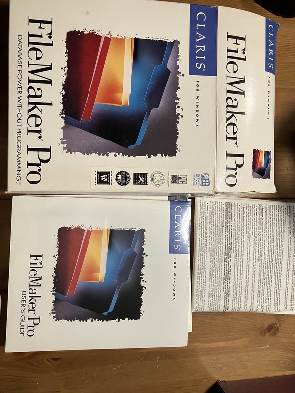 Vintage 1992 FileMaker Pro 2.0 for Windows on 3.5" Floppy Disks + Relay/PC Gold.