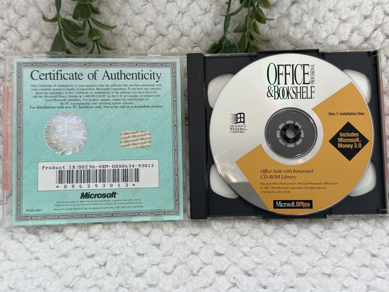 Microsoft Office Bookshelf CD w/ COA + MS-DOS 3.3 Guide Vintage PC gallery