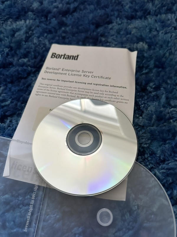 Borland Enterprise Server ! Two original disks with Serial & Authorization KEY ! gallery