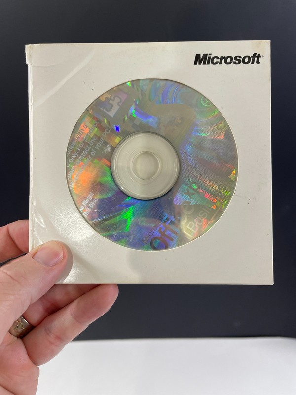 Microsoft Office XP SBE CD-ROM with Product Key – Small Business Edition 2002