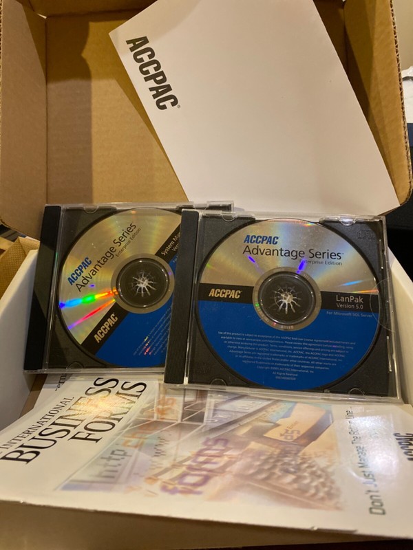 BRAND NEW UNUSED ACCPAC Advantage Series Enterprise Edition 5.0. SM Lanpak NFR gallery