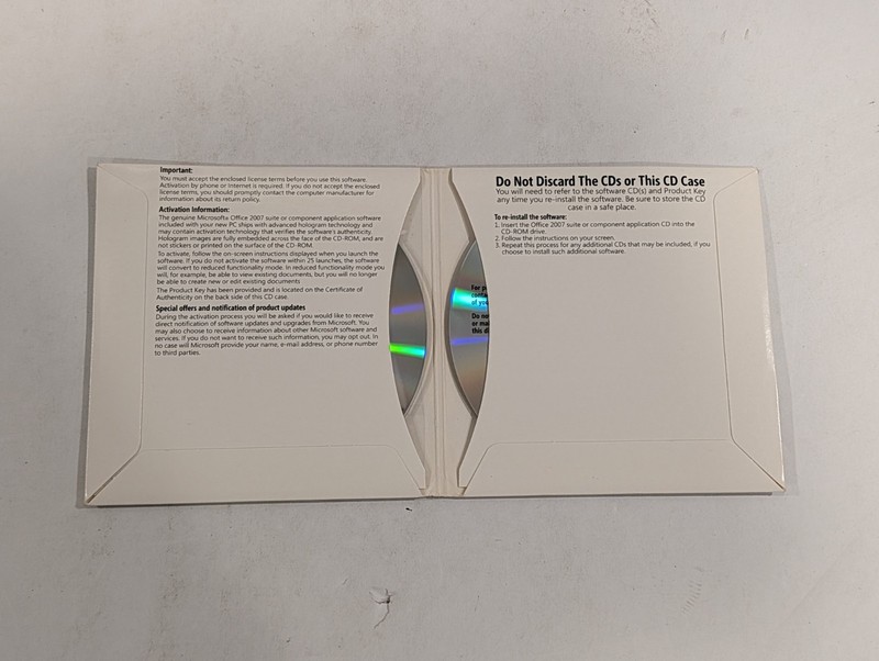 Microsoft Office Small Business 2007 Version W/ Product Key - 2 Discs gallery
