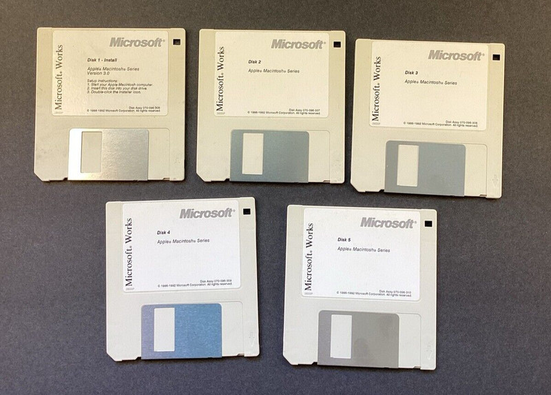 Vtg 1992 Microsoft Works 3.0 Macintosh Computer Software 3.5″ Floppy Diskettes