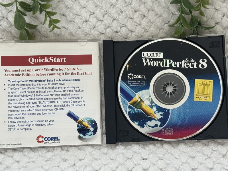 Corel WordPerfect Suite 8 CD Complete Windows 95 NT Academic Vintage Software