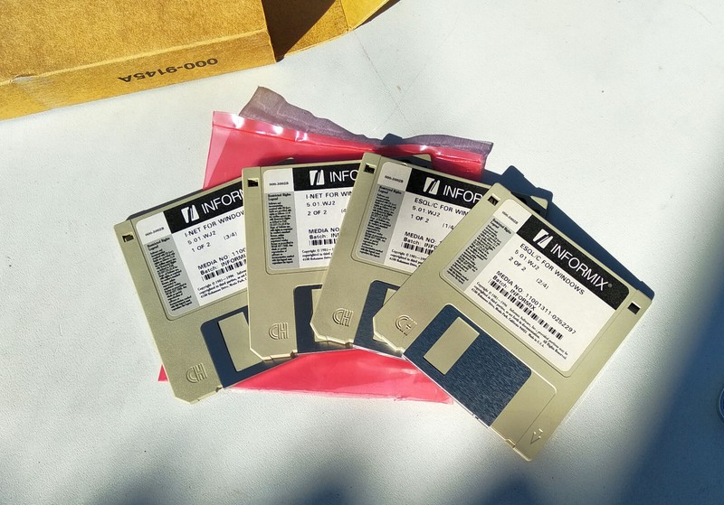 INFORMIX ESQL/C 5.01.WJ2 INTEL 486 (CLASS C) WINDOWS 3.1 + I-NET