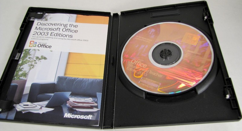Microsoft Office 2003 Student and Teacher Version w/ Key gallery