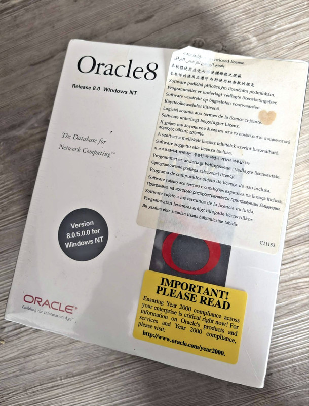 Oracle 8 Version 8.0.5.0.0 Database for Network Computing Windows NT Release 8.0 gallery