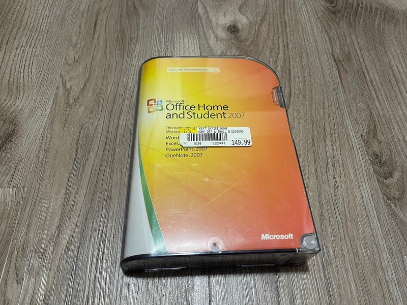 Microsoft Office Home and Student 2007 (79G-00007)